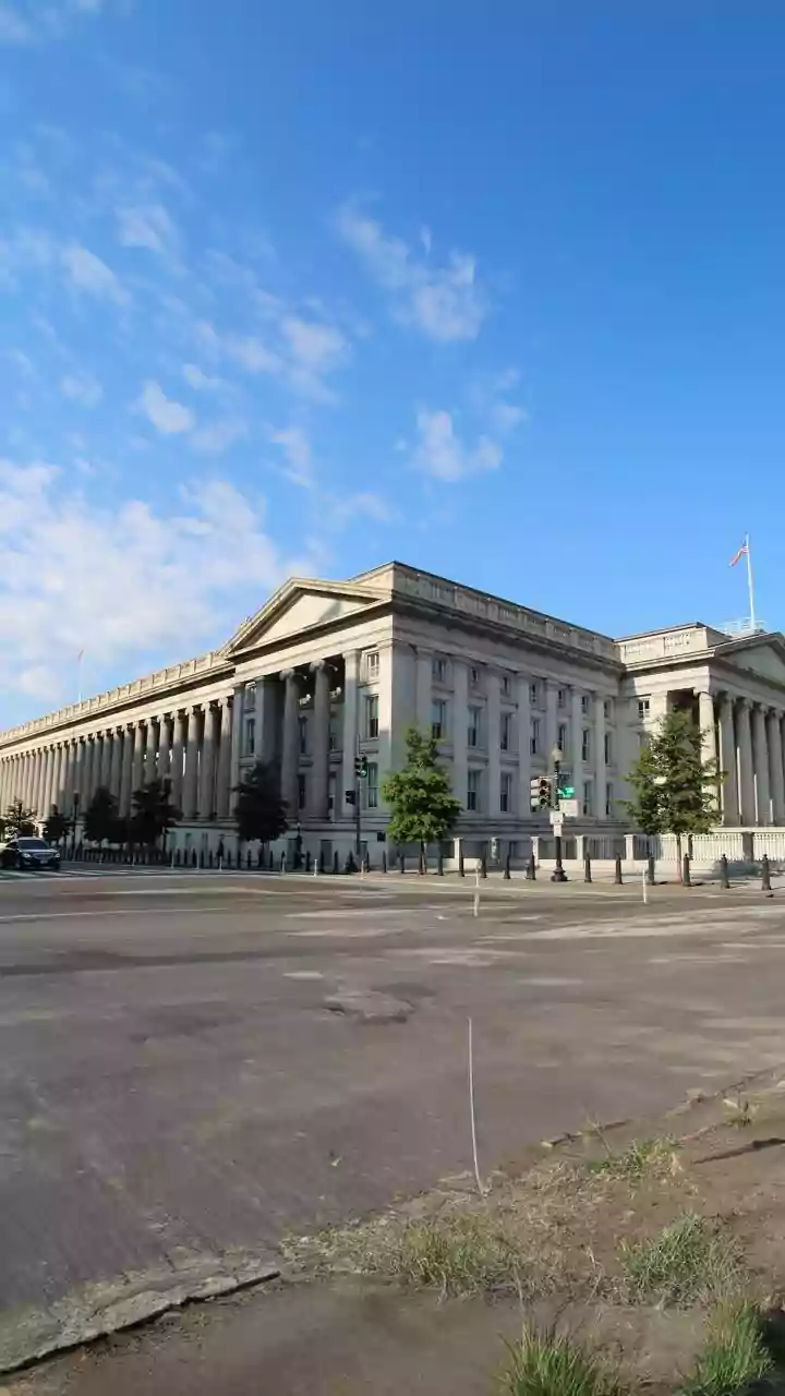 US seizes nearly $1B in Iranian crypto assets