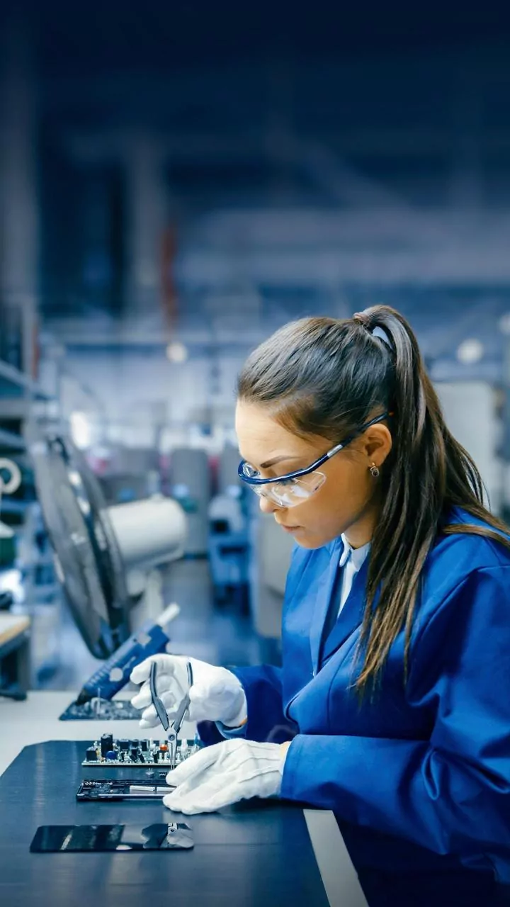 What The Latest Job Data Tells Us About Female Participation In Manufacturing Versus Services