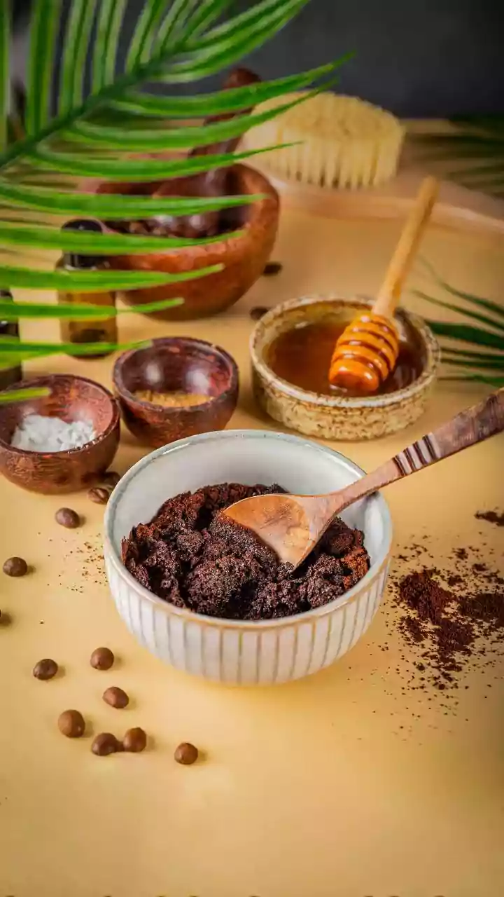 How To Give Hair An Extra Conditioning Step With A DIY Mask