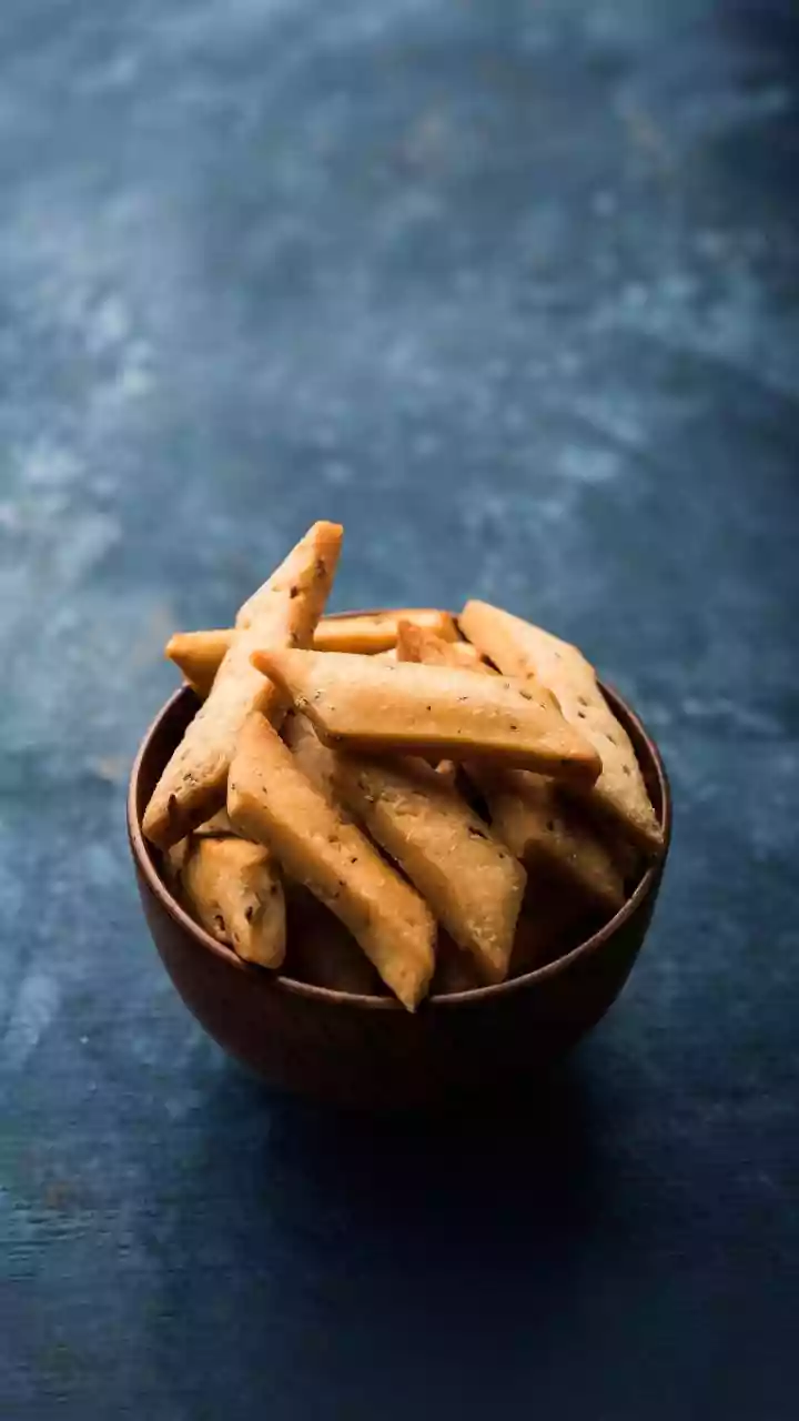 Bengali Snacks For Bijoya Gatherings — Balancing Crunchy And Hearty Festive Bites