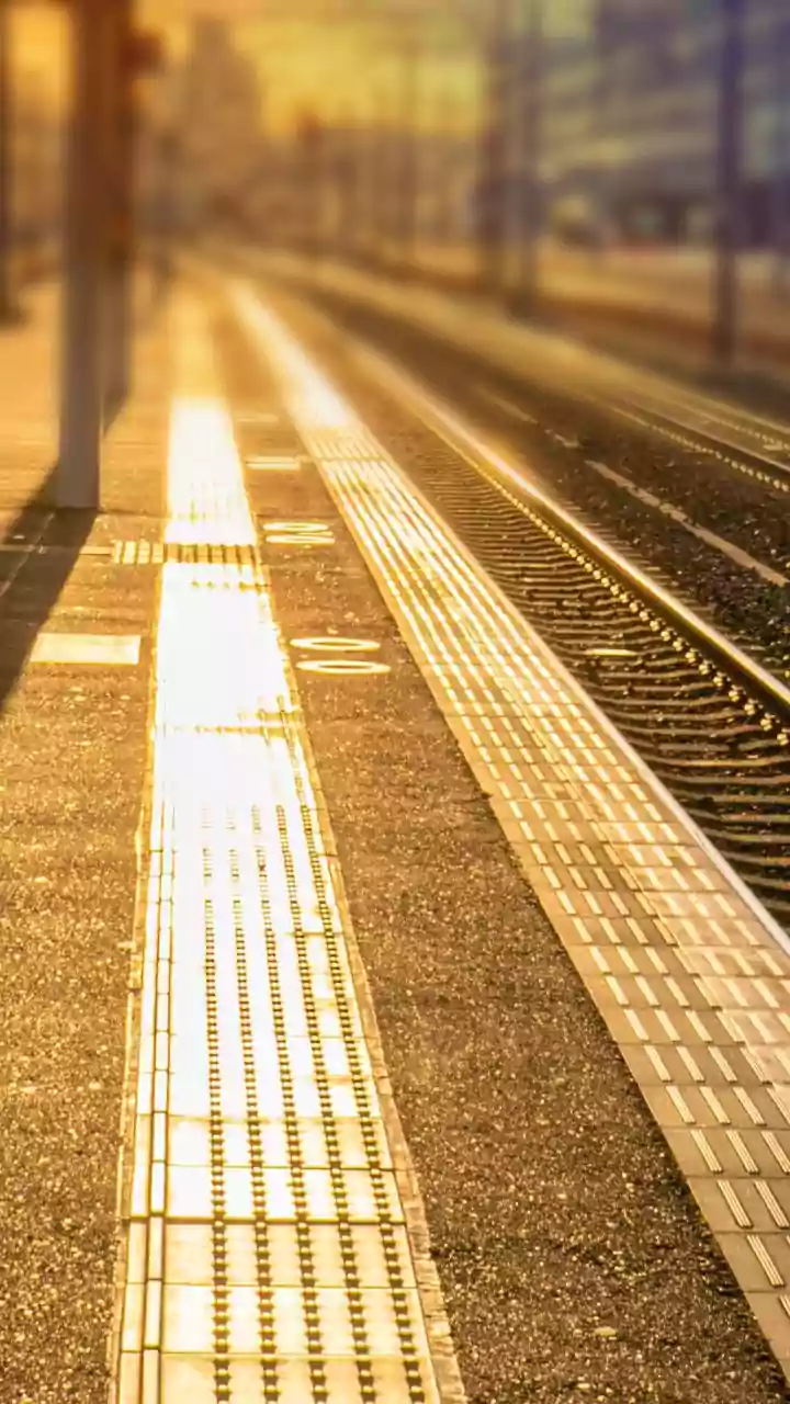 World's Longest Railway Station: A Traveler's Marvel
