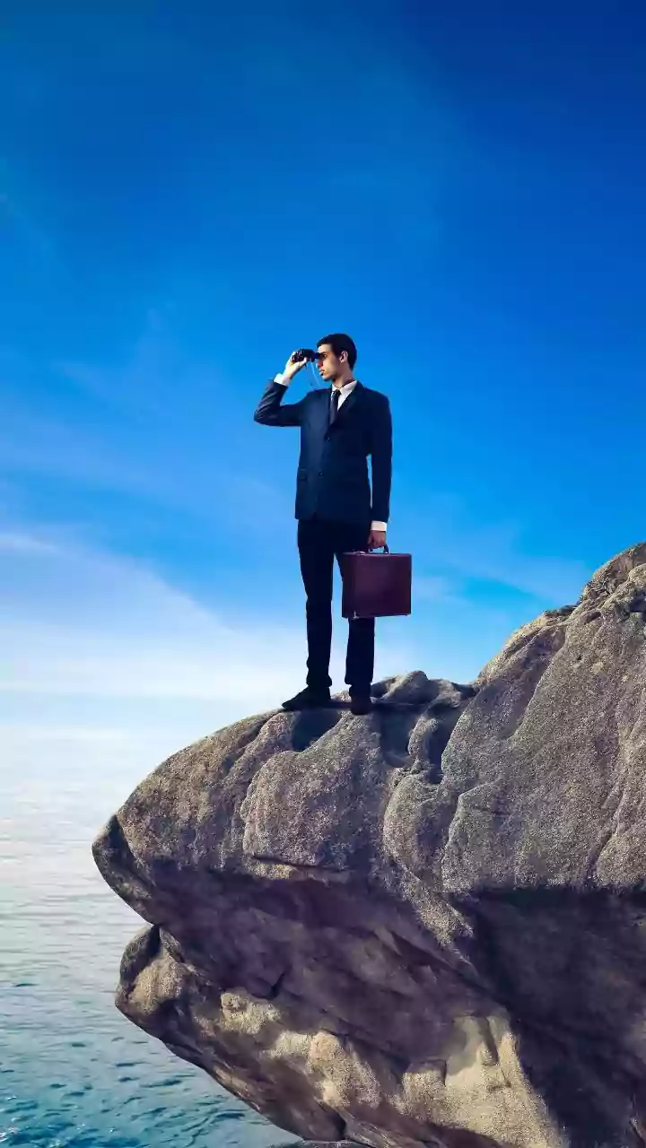 August Business Survey Shows India Recovering: What Jobseekers Should Know