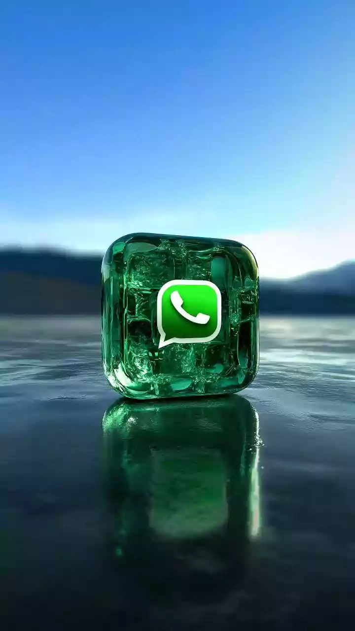 WhatsApp is getting profile cover photos soon