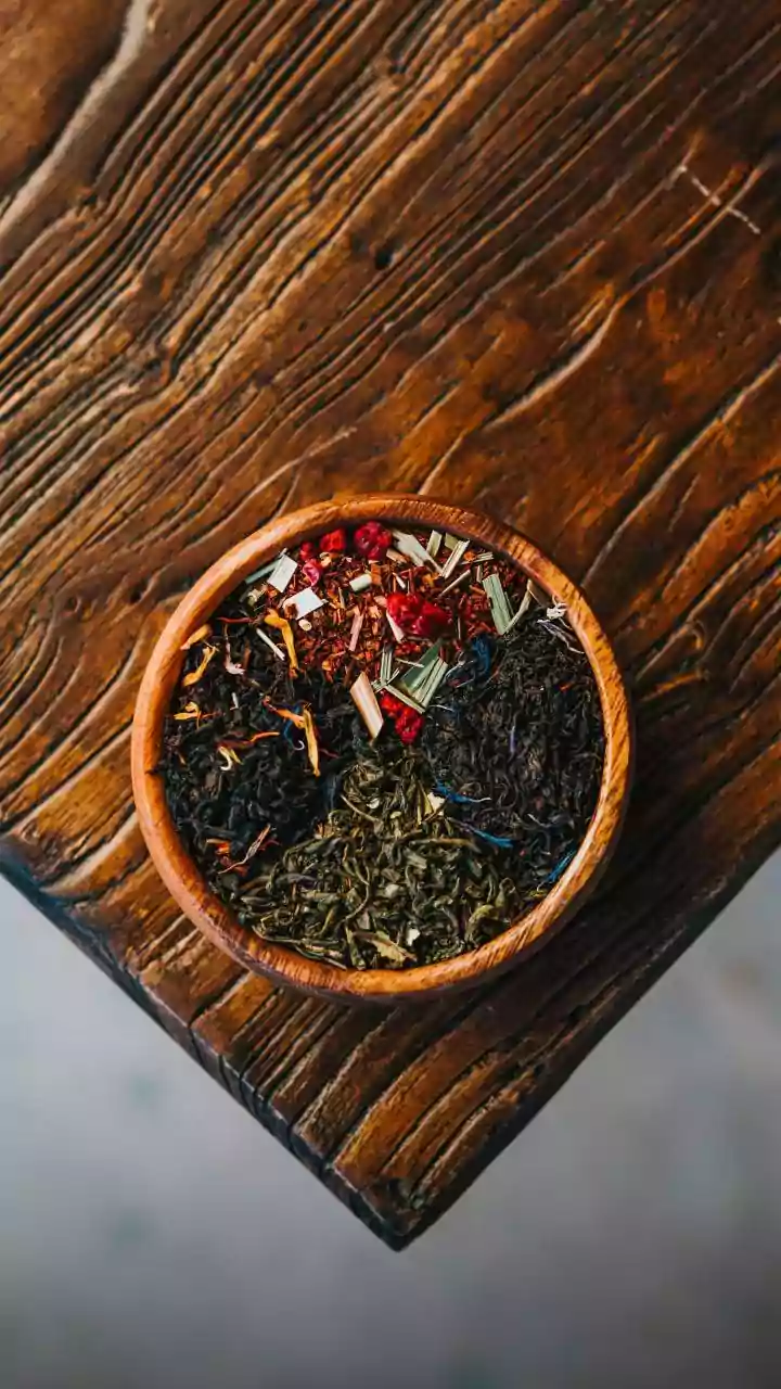 5 Herbal Teas: The Glow-Up Guide for Skin & Hair