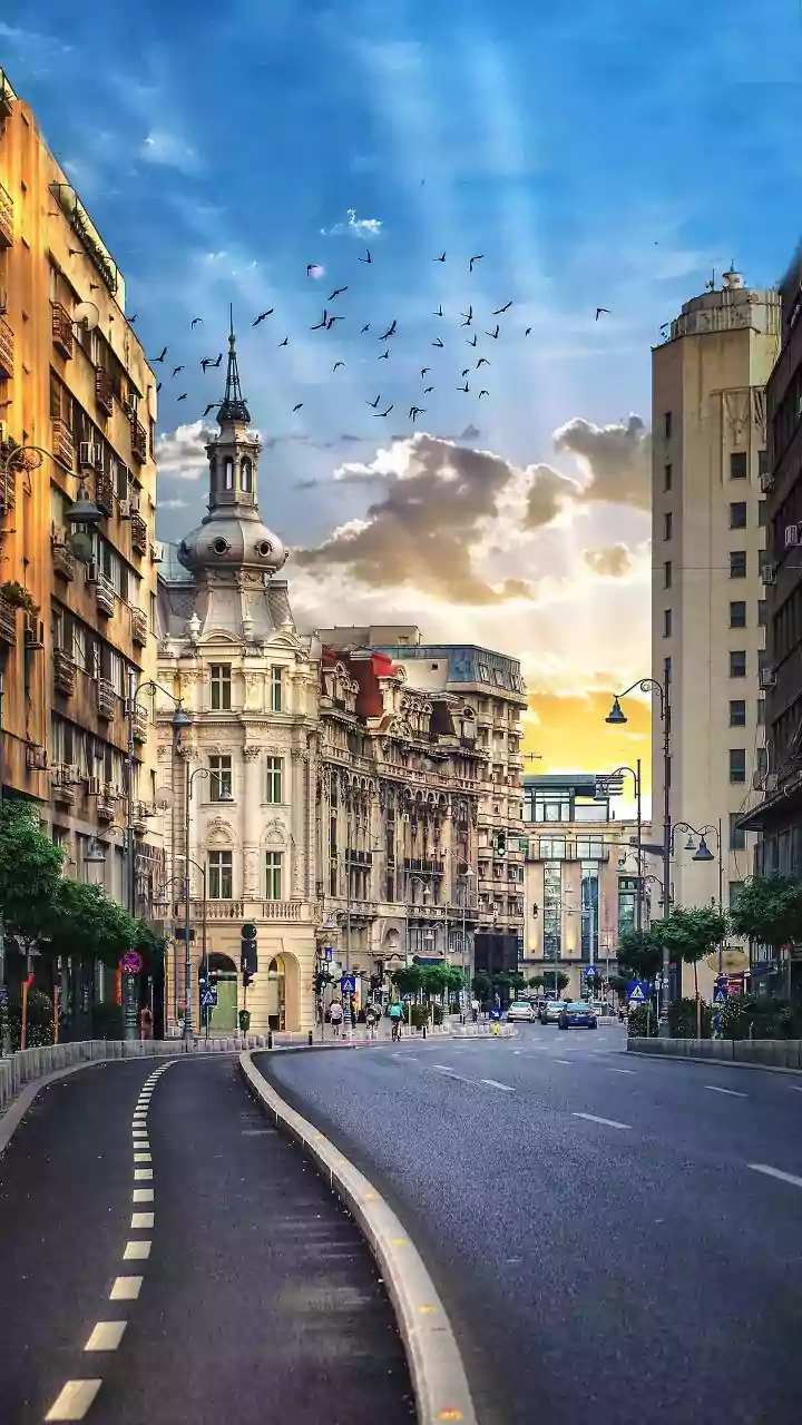 How Indian Backpackers Enjoy 6-Day Baku Trips On Low Budgets