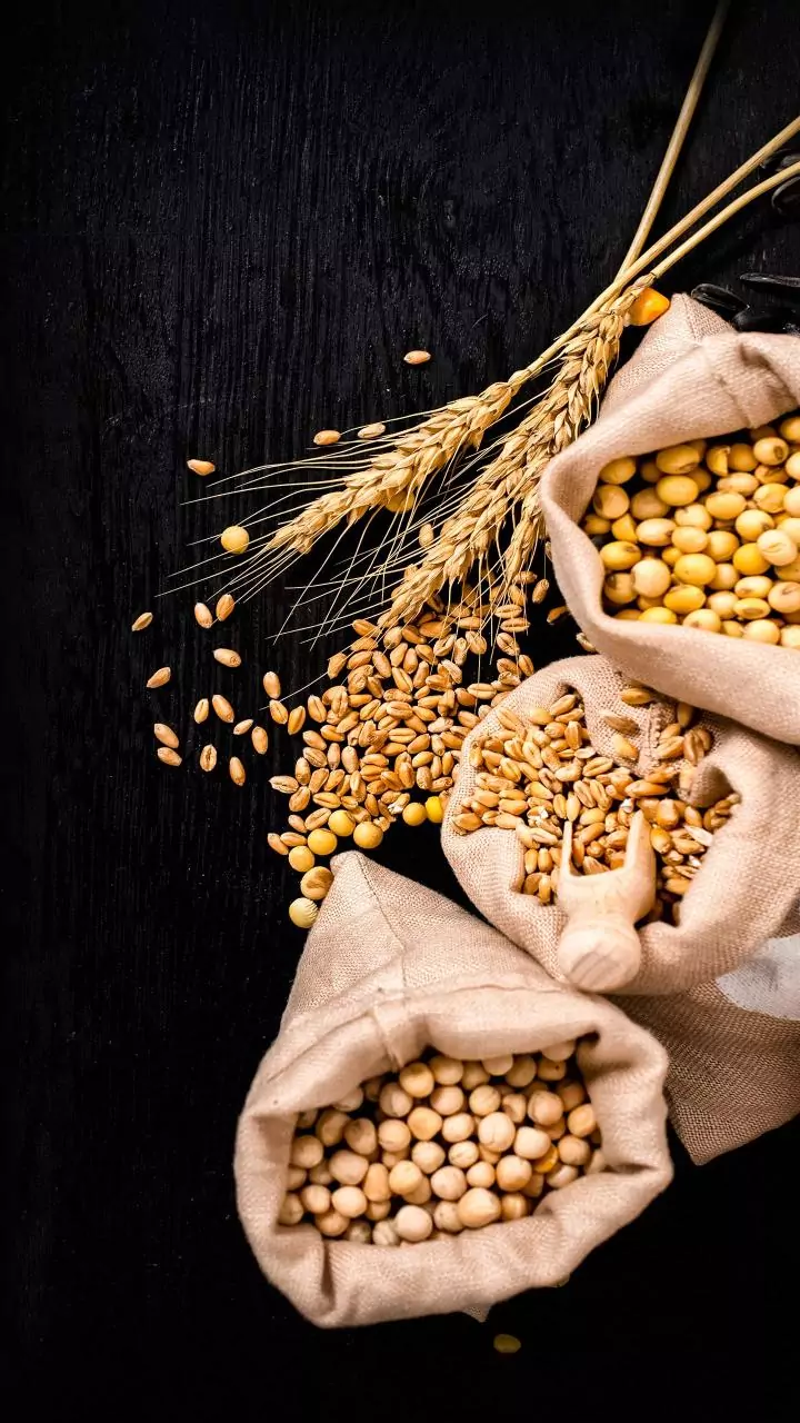 Wholesale price inflation rises marginally to 0.83 pc in December