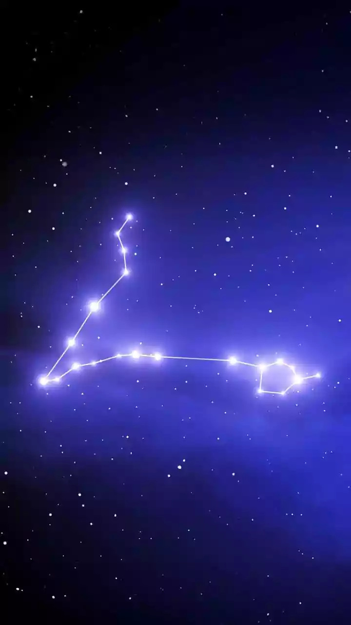 Daily Horoscopes for December 17, 2025: Insights Await!