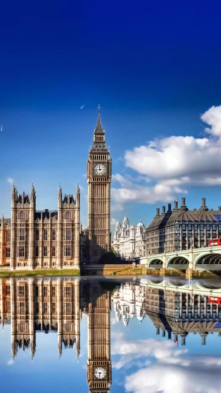 England and Wales courts ban Meta smart glasses for filming