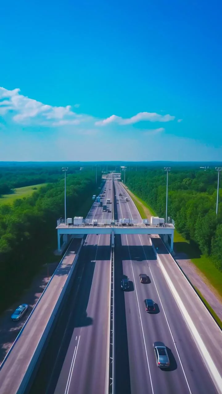 Over 70% of Indian vehicles aren't following the rules, says report