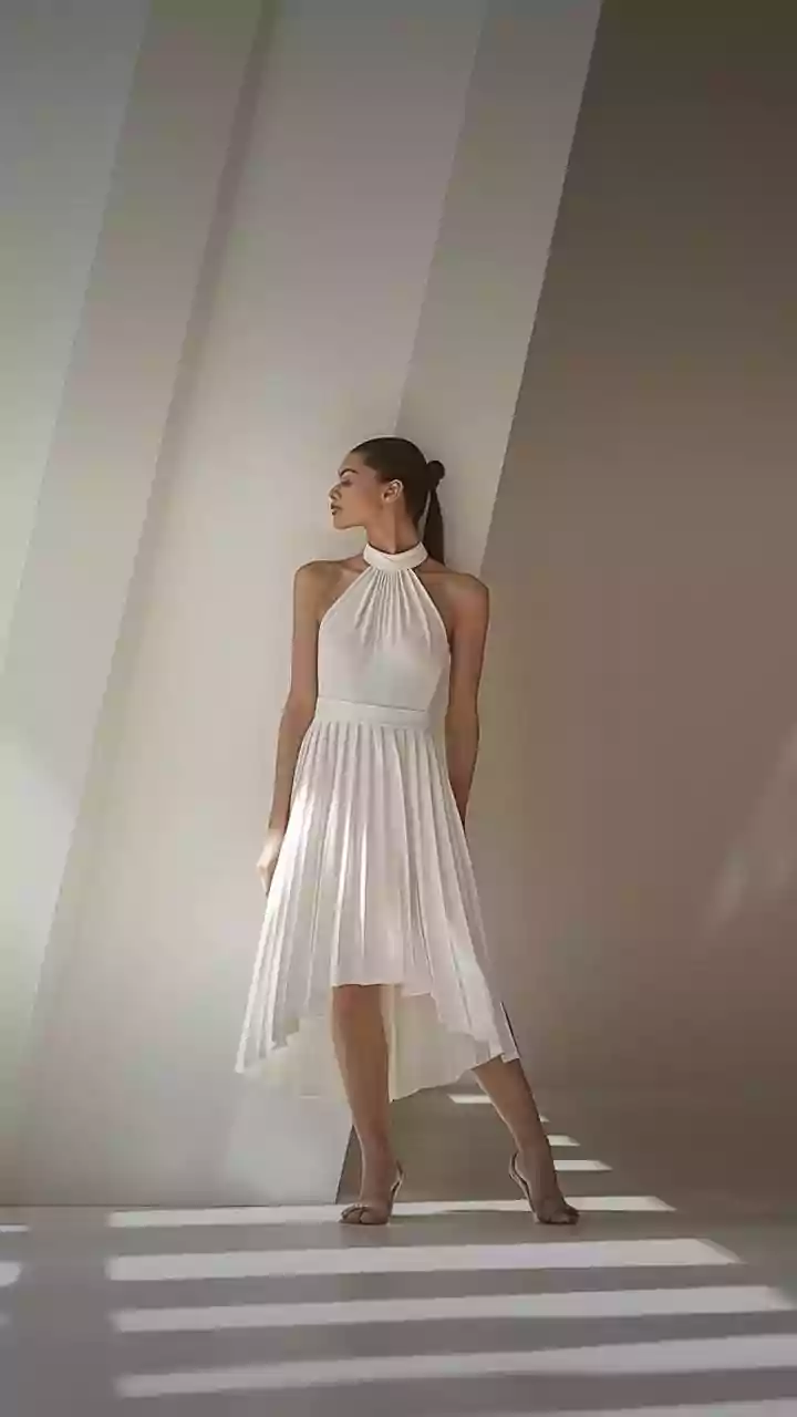 Occasionwear Fit Checks Need Enough Time before the Event