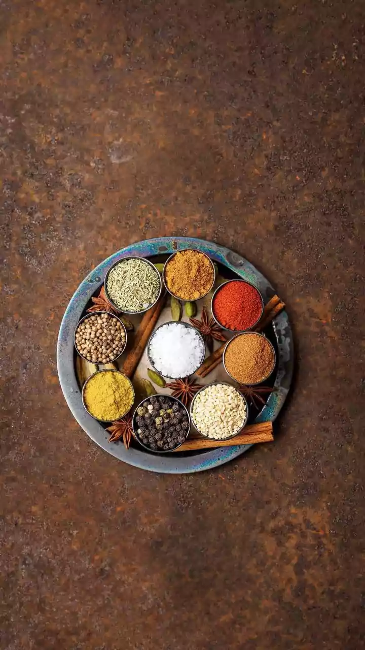 Why Garlic And Coriander Dishes Offer Different Ways To Season Vegetarian Meals