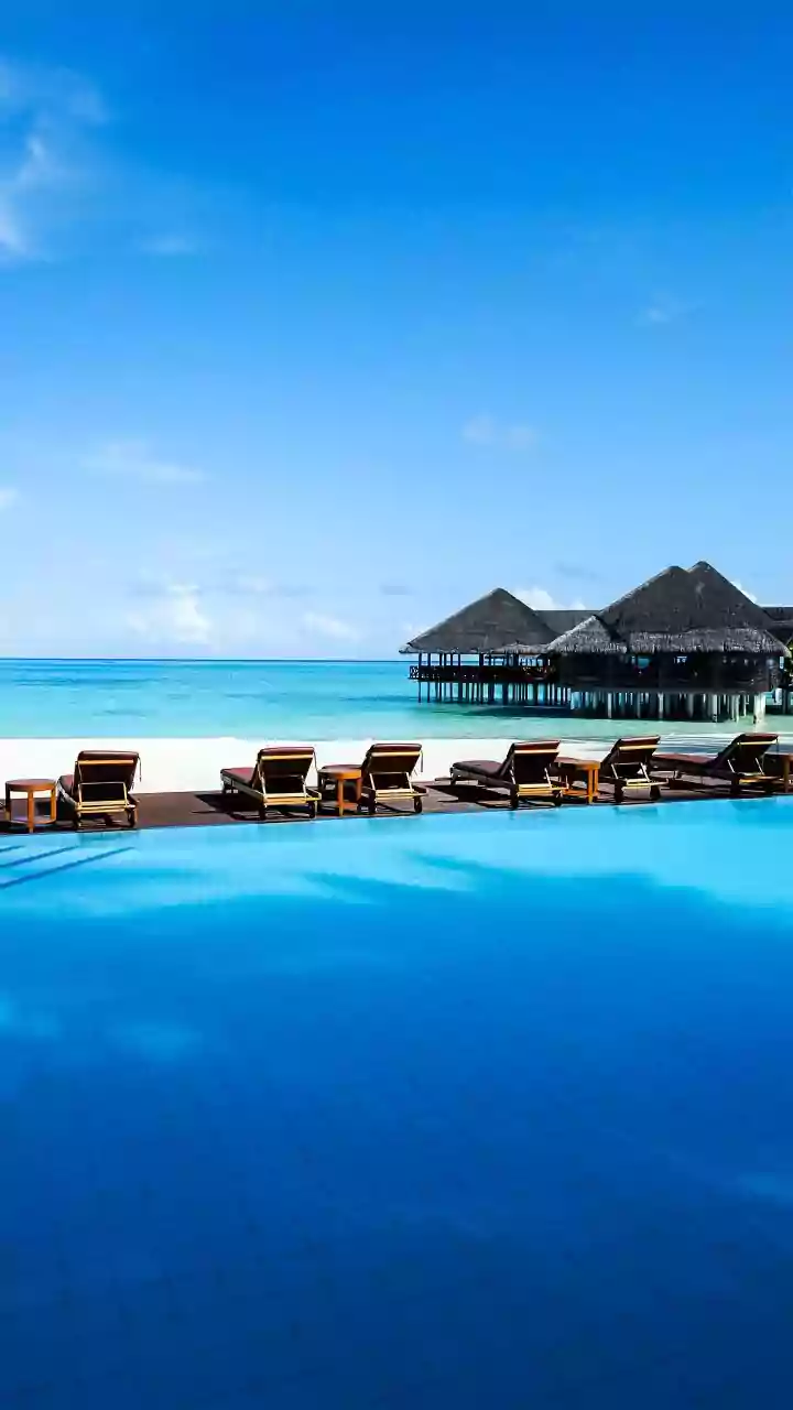 Weekend Rain Trips Need Faster Decisions on Hotels and Local Transfers