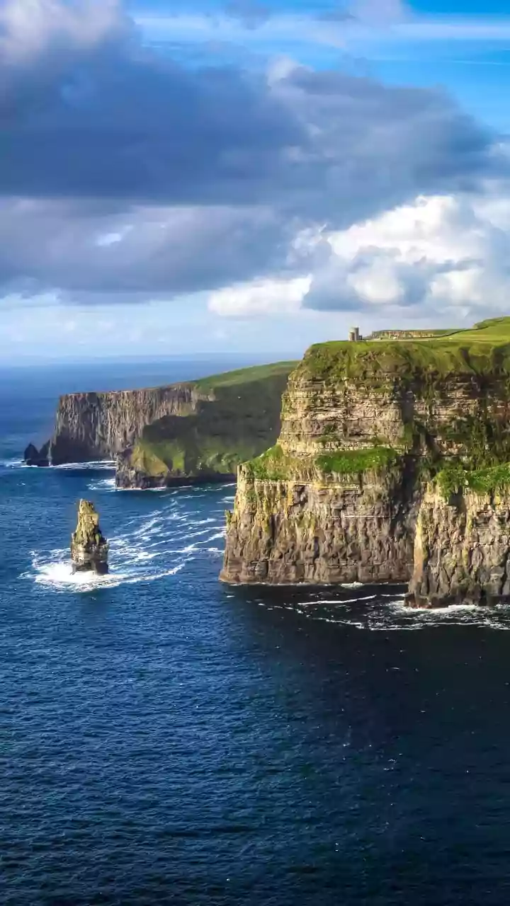 Ireland's most breathtaking coastal cliffs: A list