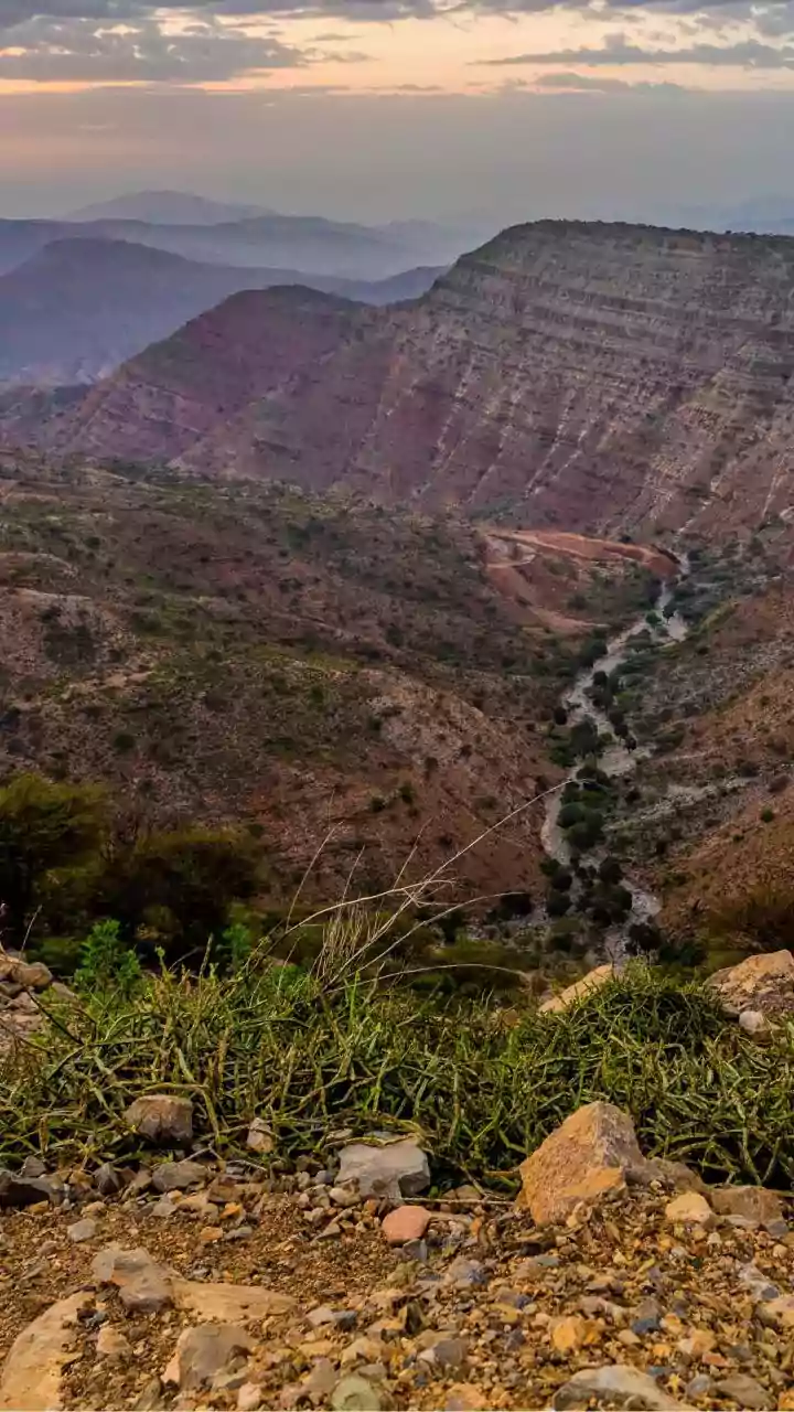 Centre orders complete ban on new mining leases in Aravallis