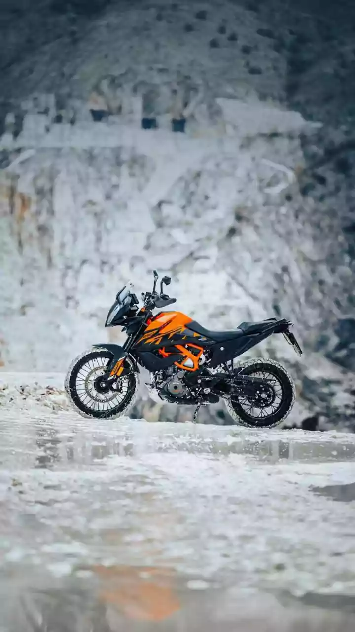 KTM Gives Its 790 Adventure A More Compact Headlamp And Cleaner Bodywork