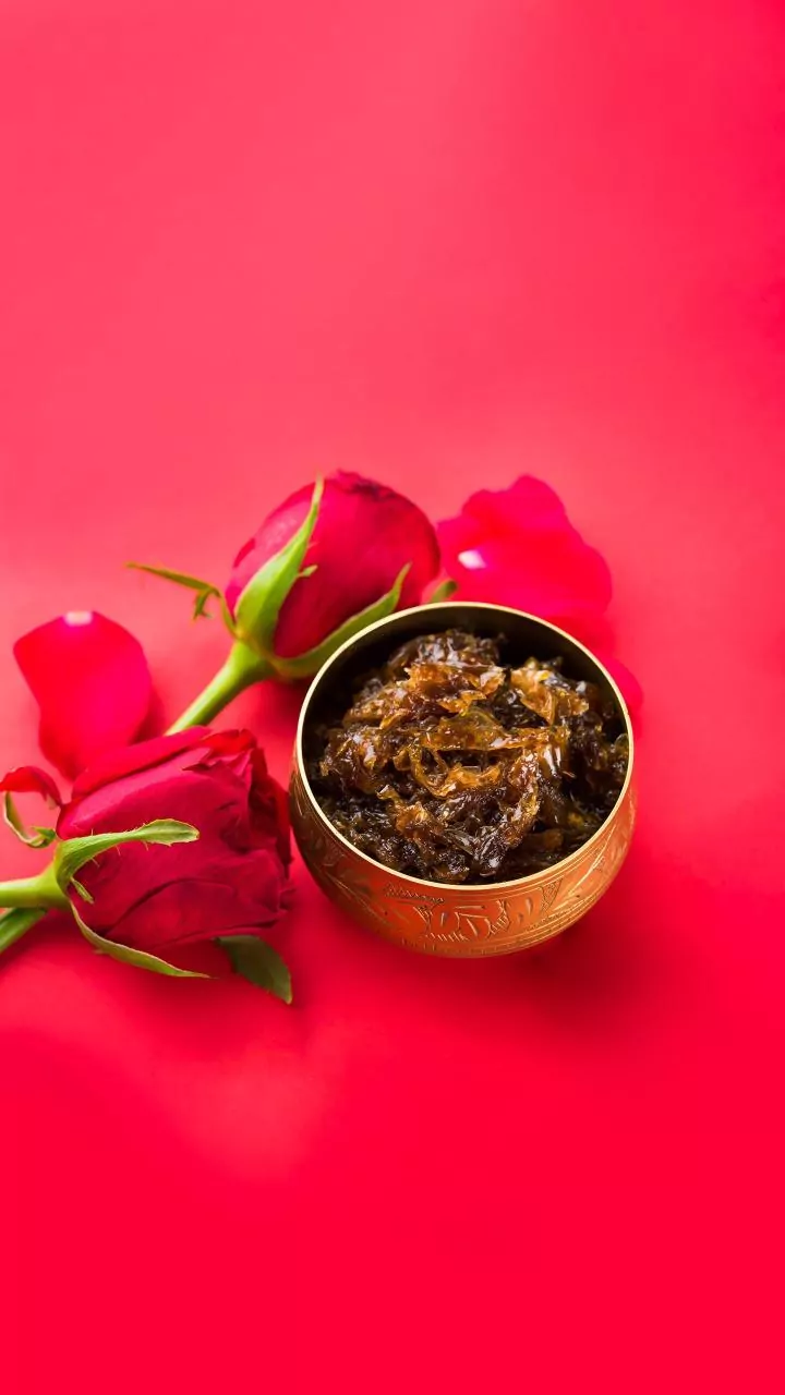 Rose petal jam: 5 naturally sweetened recipes to try