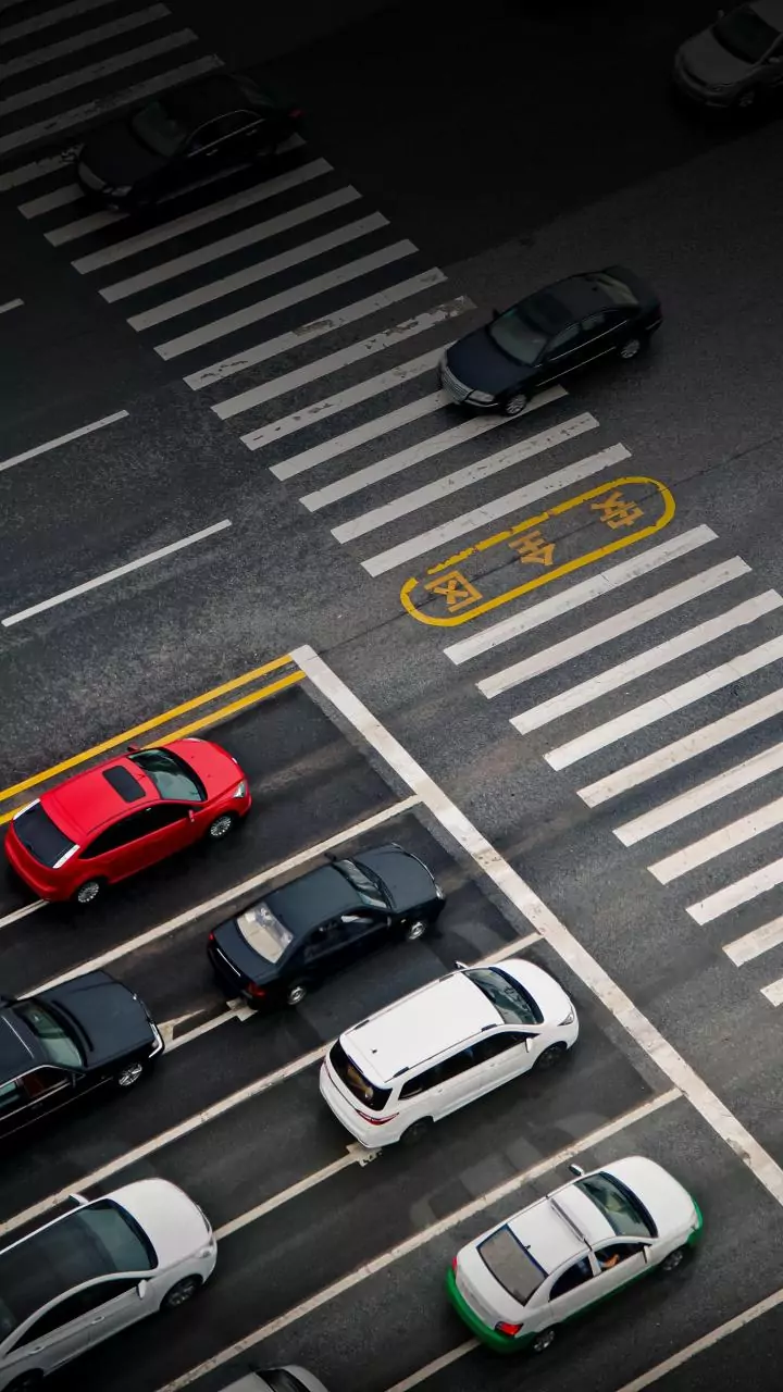 Nitish Kumar's convoy SUV hits traffic cop in Patna