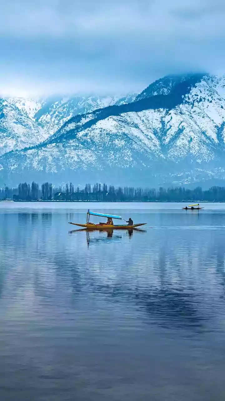 Lack of snowfall hits winter tourism, local economy in J-K’s Bhaderwah