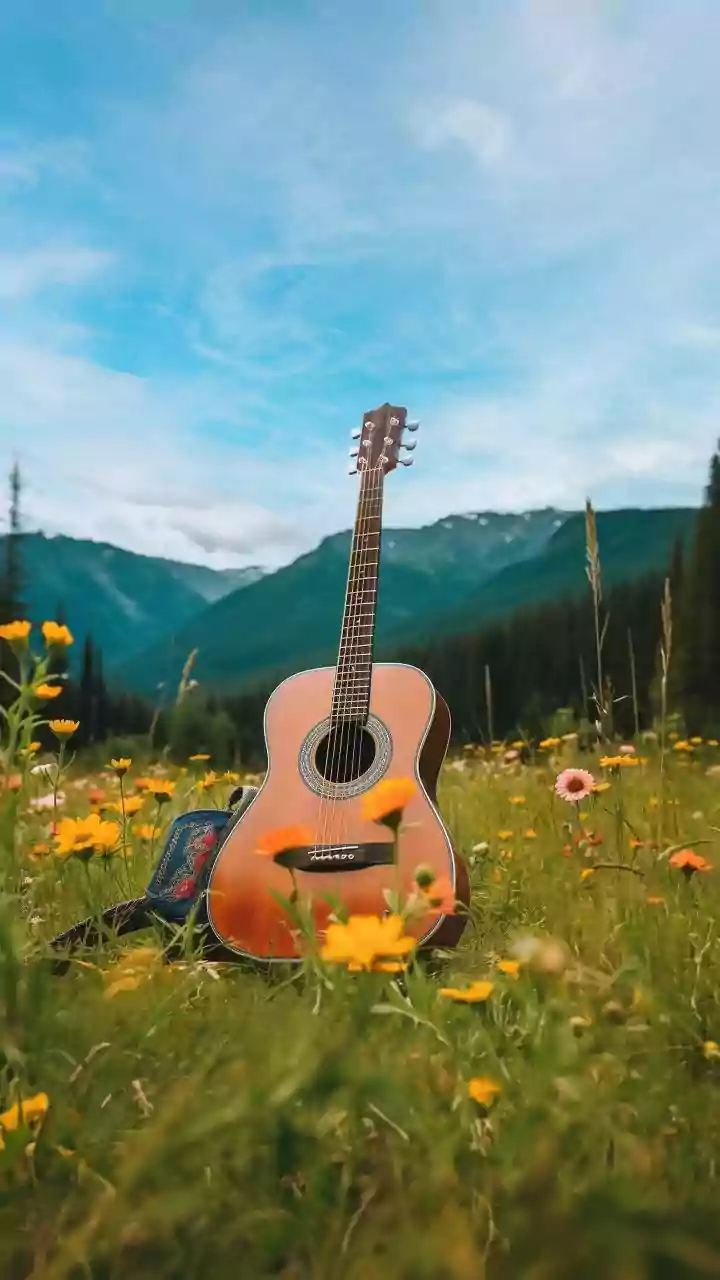 Mild evenings = softer playlists. “Soft Pop” is rising for a reason