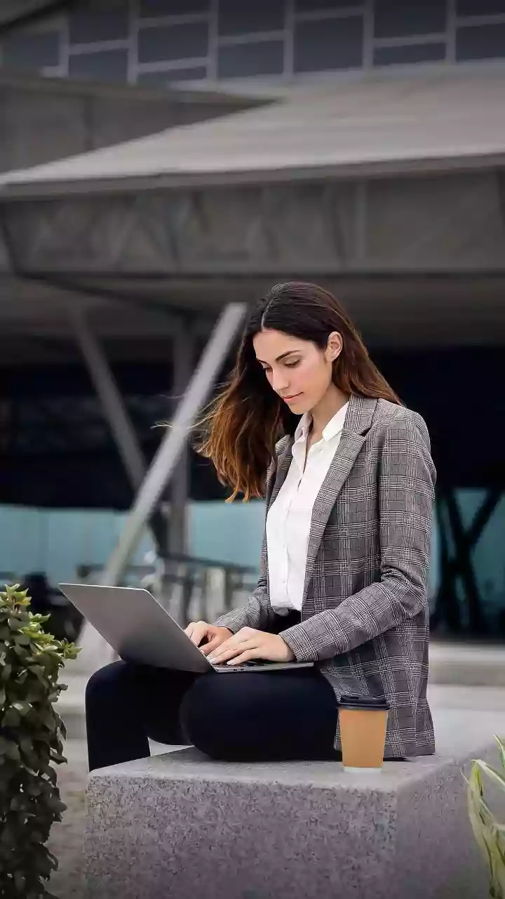 5 Smart Ways to Build a Resume with AI