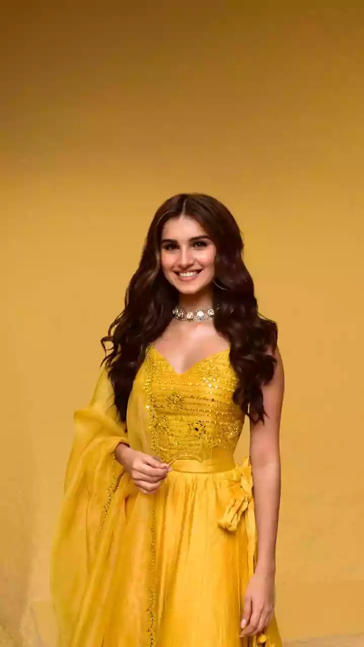 Veer Pahariya and Tara Sutaria break-up days after actress' controversial video with singer AP Dhillon: Report