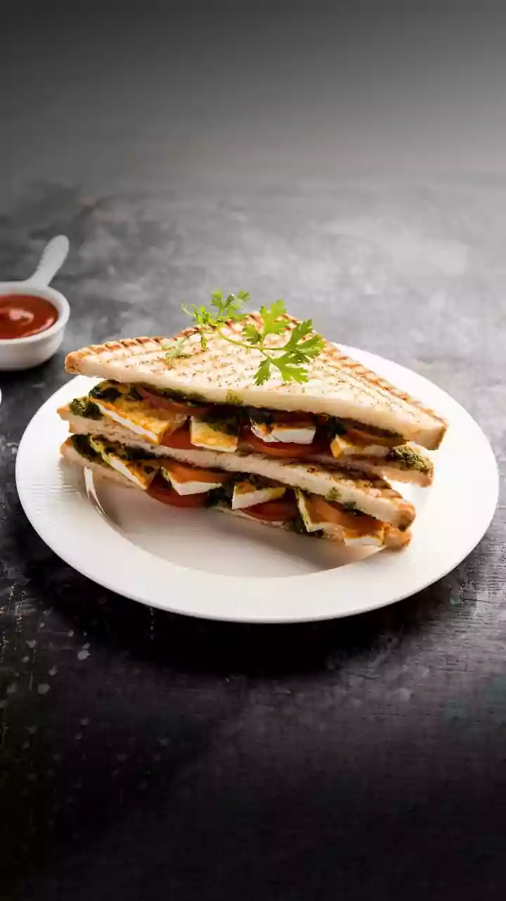 'Whole India Doesn't Know How To Make....': Netizens Praise Iconic Bombay Sandwich