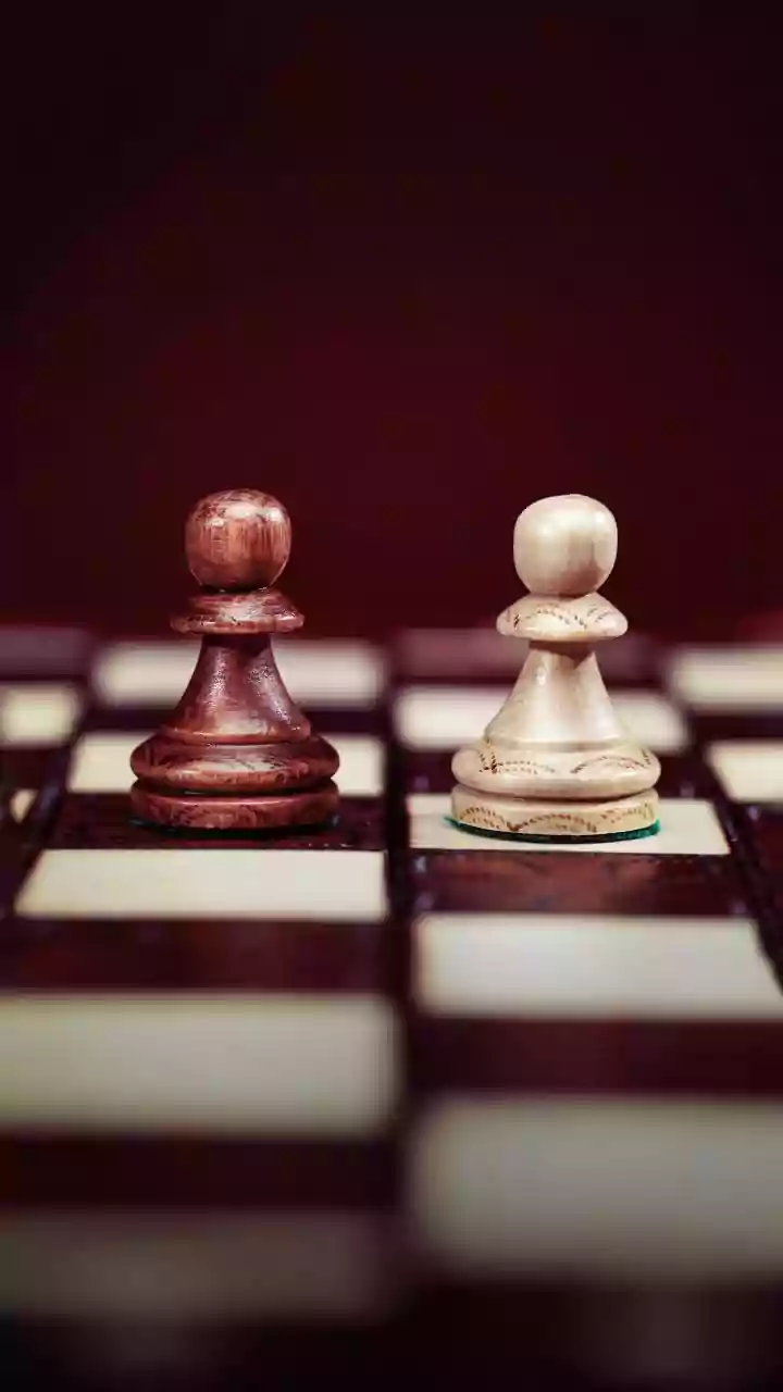 Equity Mutual Funds vs Direct Stocks: Making The Smart Investment Choice For First Paychecks