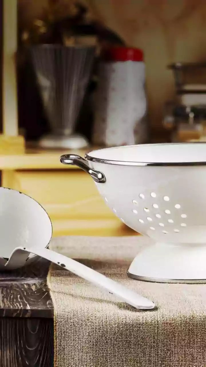 The 2026 Retro-Kitchen Revival: A Practical Take On Vintage Lighting And Small Details