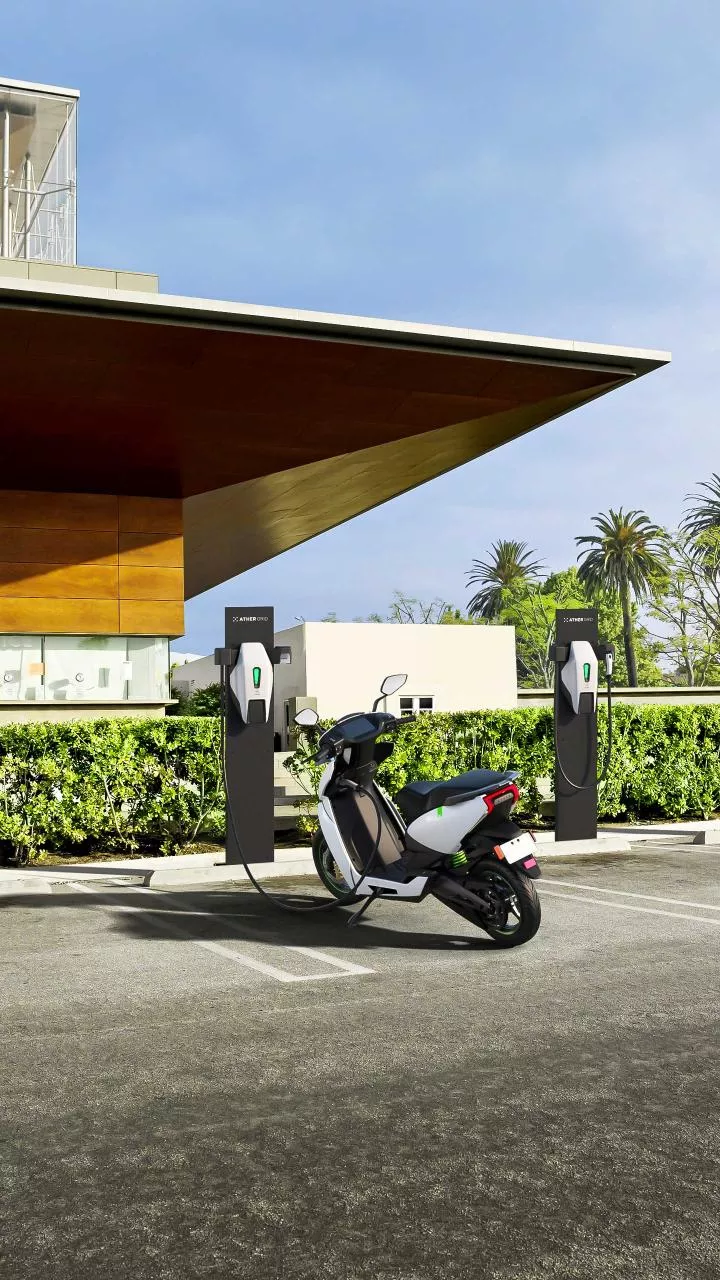 Delhi govt to add 7,000 EV charging points, 100 swapping stations this year to curb pollution