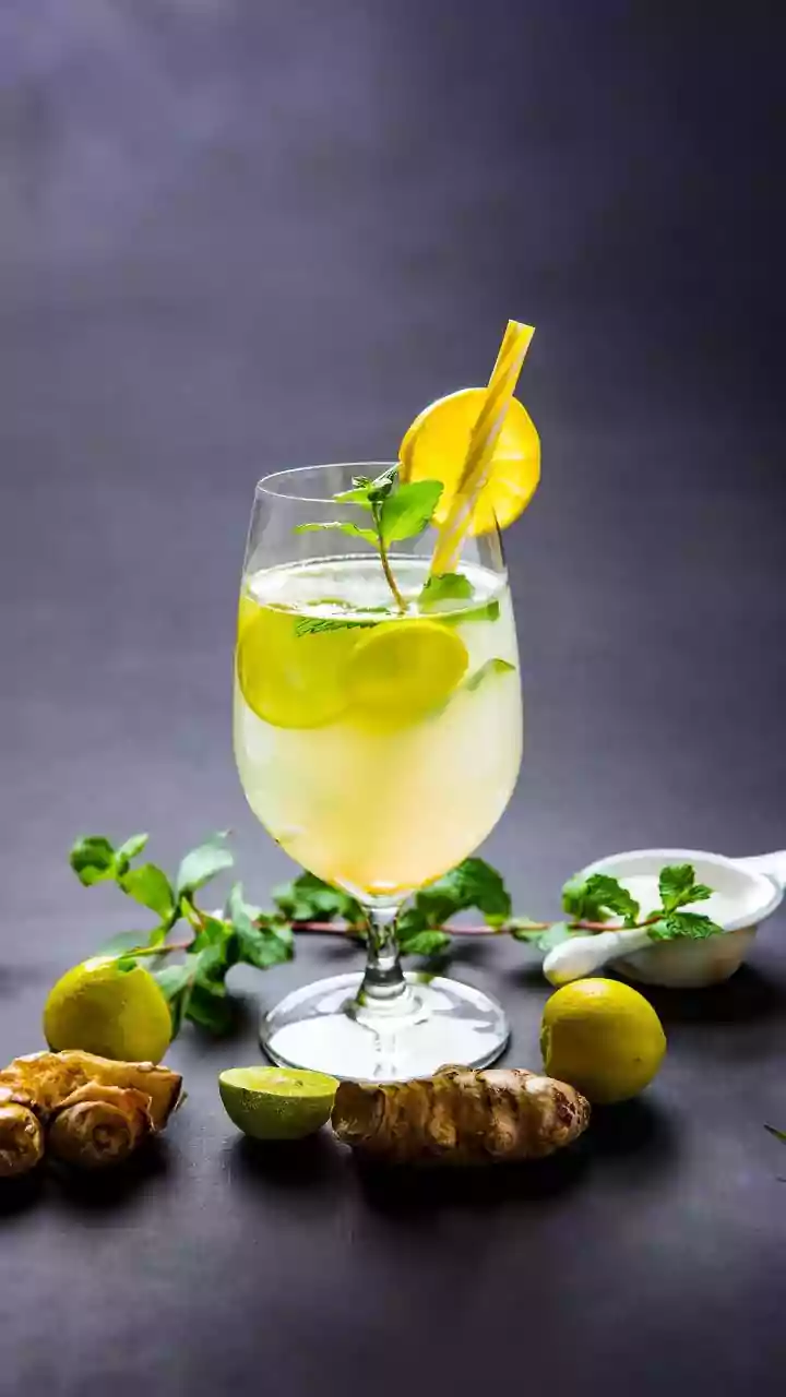 Simple Herbal Drinks Every Urban Millennial Can Brew For All-Day Hydration