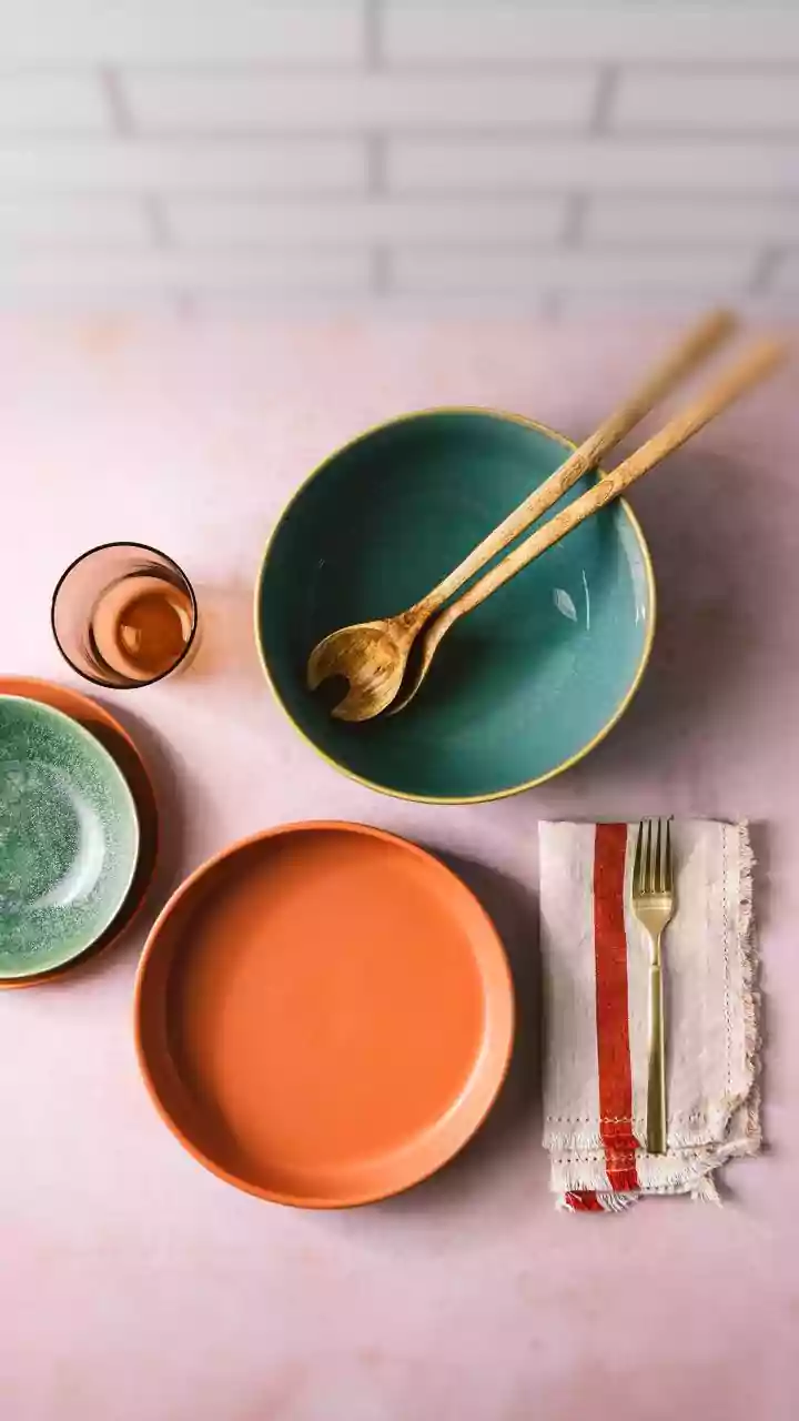 Five Ways to Decorate With Old Kitchen Essentials