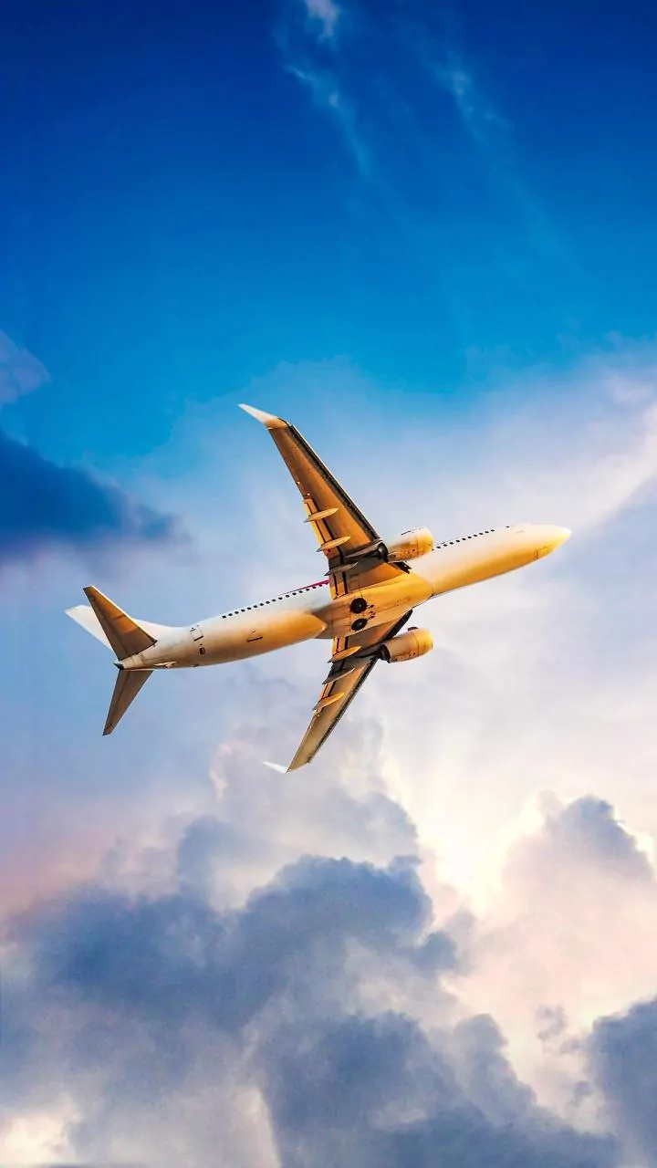 How Smart Spending On Daily UPI Earns Free Airline Vouchers Faster