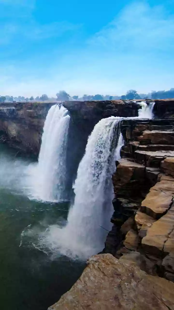 Monsoon Travel Trend: Maharashtra Waterfalls Become Favourite Short Getaways