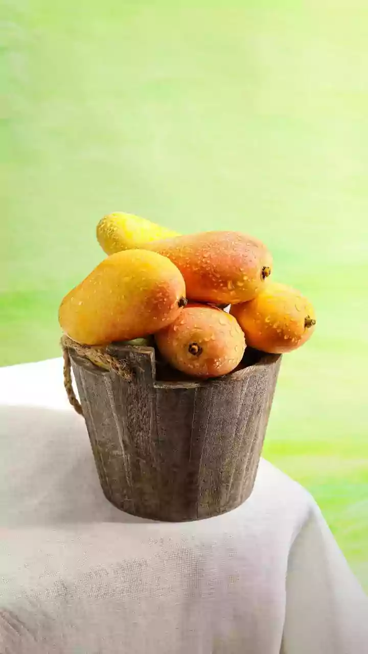 The Air Shipment Makes Timing the Key Advantage for Karnataka Mangoes