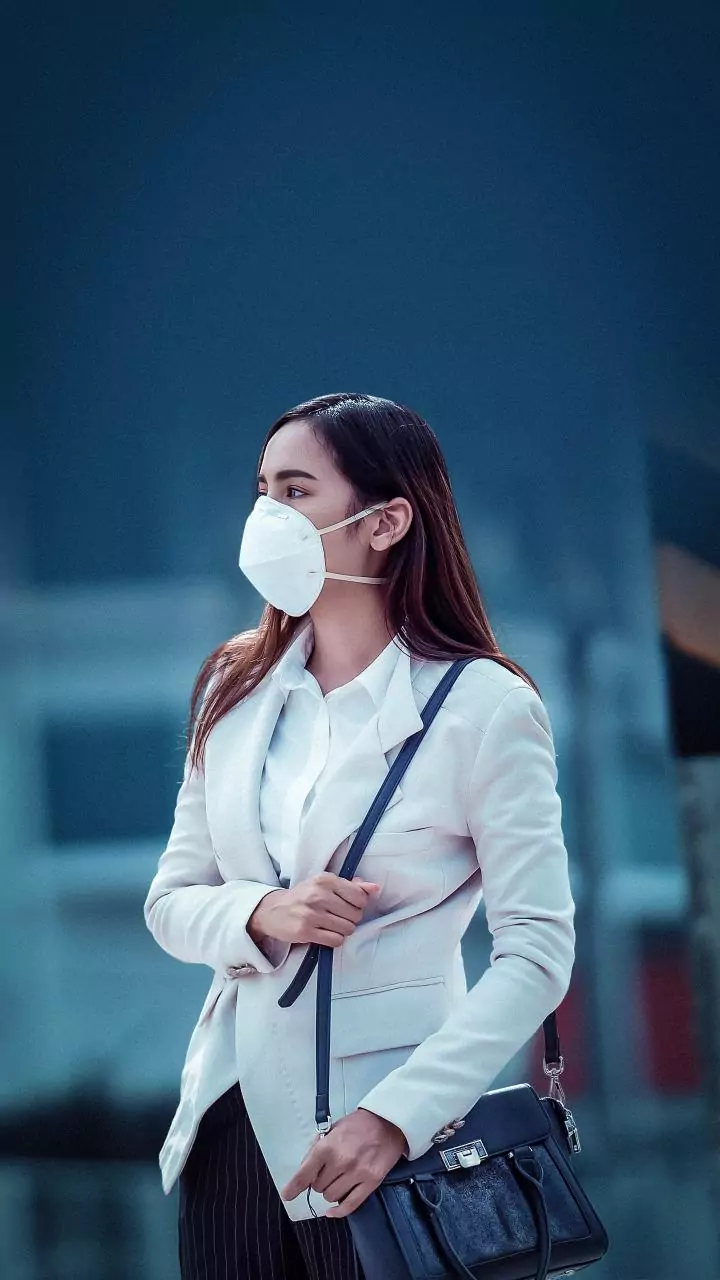 Pollution is causing skin problems in India. Here's how to treat it