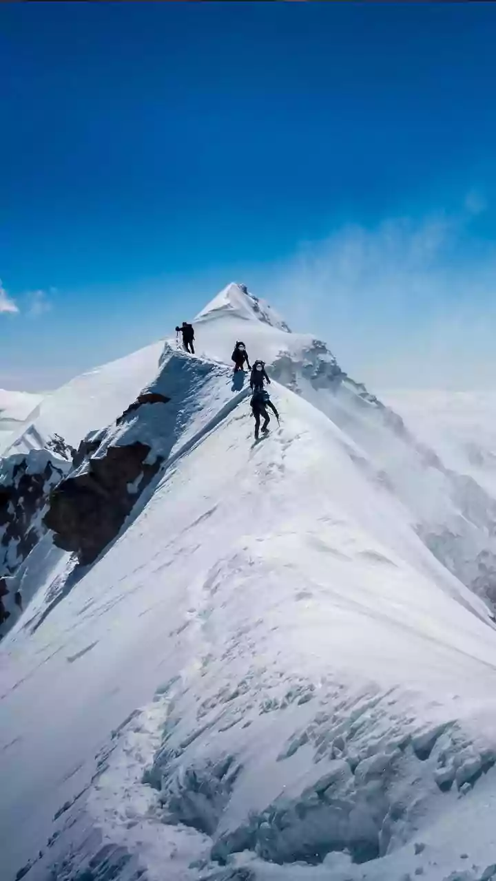 No Oxygen, 24 Hours On Europe's Highest Peak: How Rohtash Khileri Pulled Off This Feat; 'He Lost 2 Fingers'