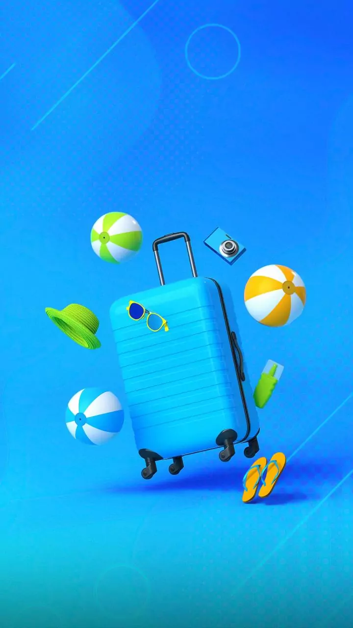 Vacuum compression pouches keep beach trip luggage organized while saving bag space