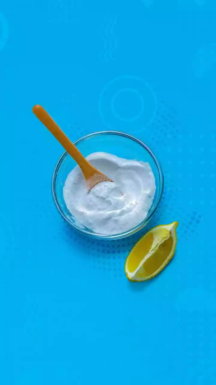 Kitchen Chemistry Calamities: Why Your Skin Hates DIY Skincare