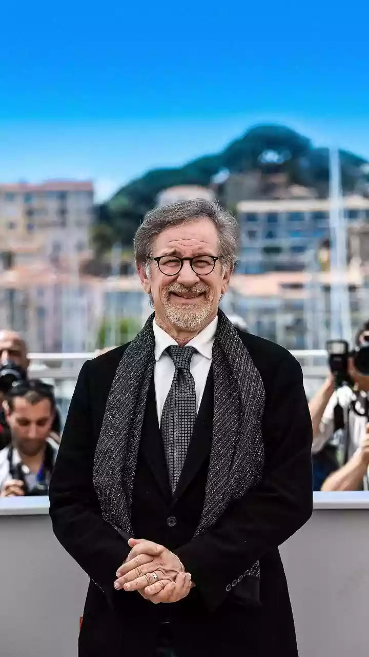 Steven Spielberg donates to James Van Der Beek's GoFundMe