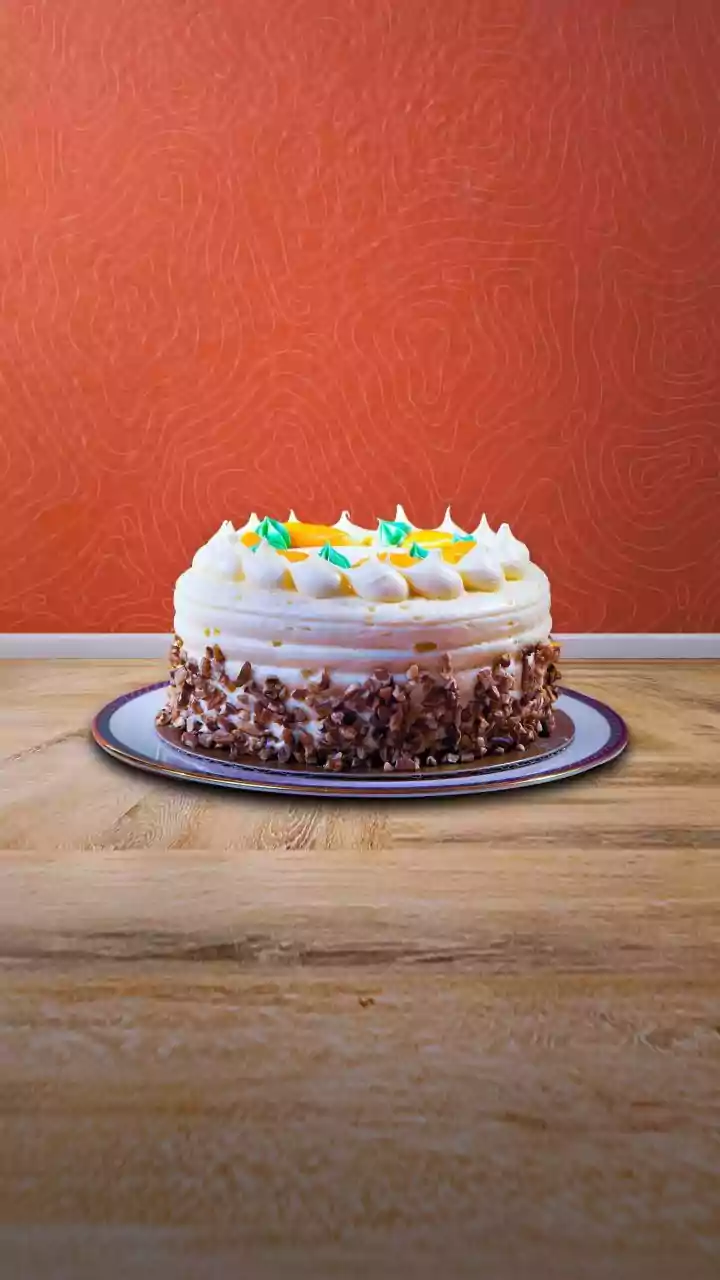 Pune Bakery Sends Cake With ‘Leave At Security’ Message On It: ‘Aadhaar Card Main Name Update Kar Lo’