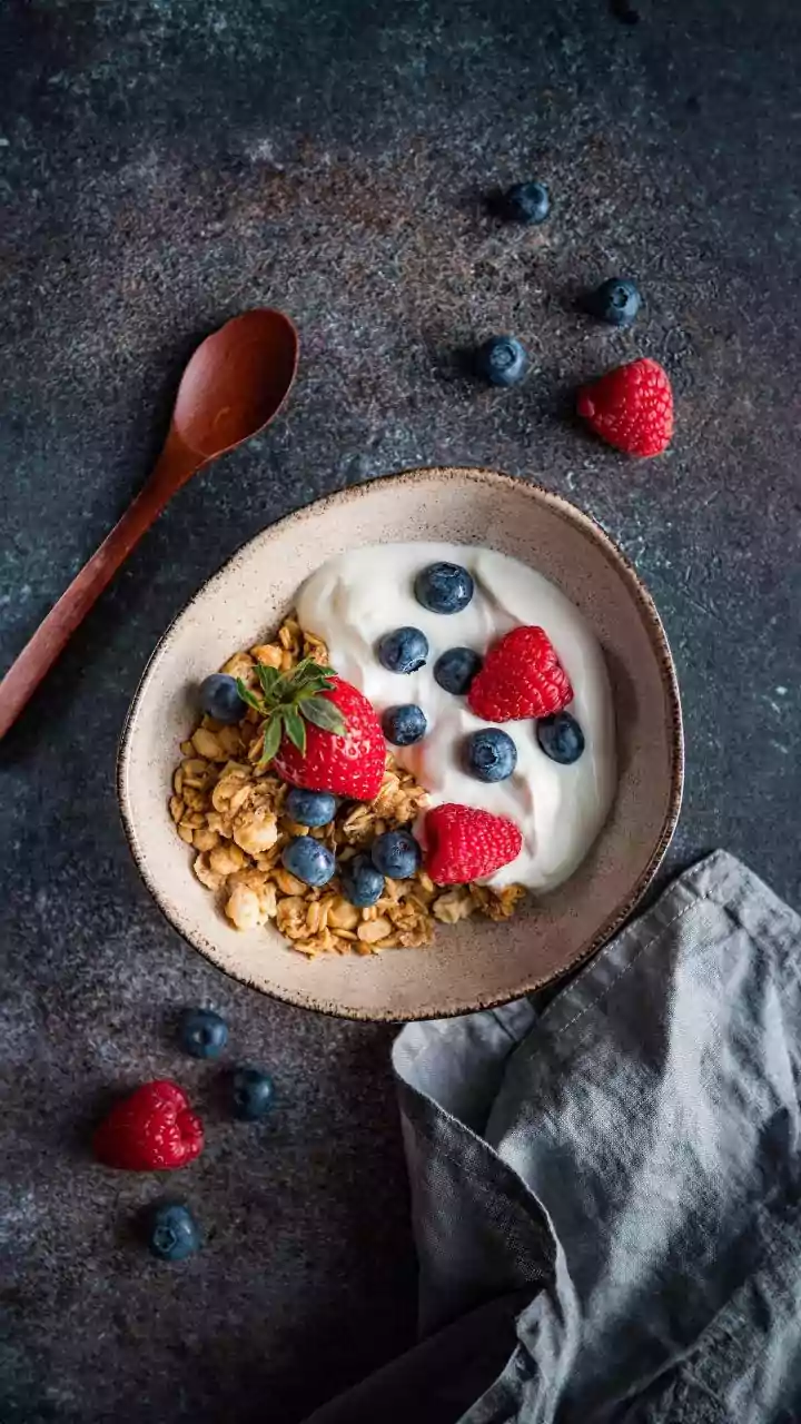Five Easy Breakfasts Use Yoghurt Without Complicated Cooking