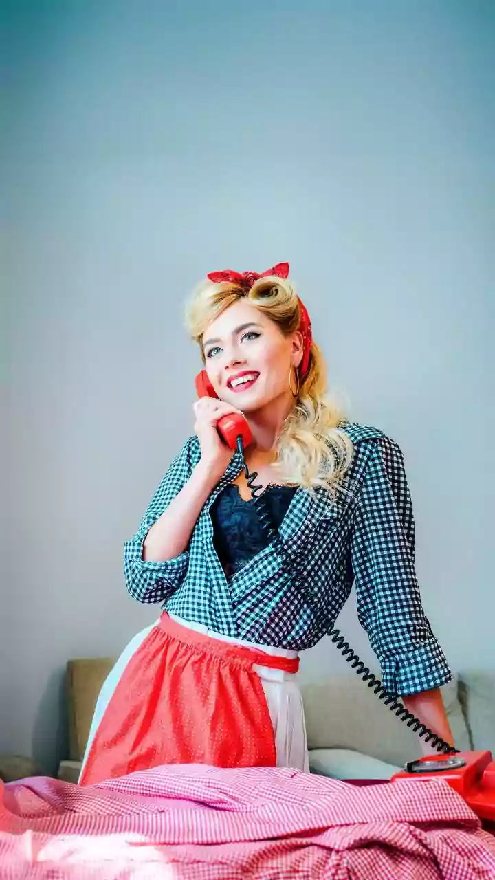 Adapting Retro Styles For Modern Outfits: Vintage Hairstyles At Home In Focus