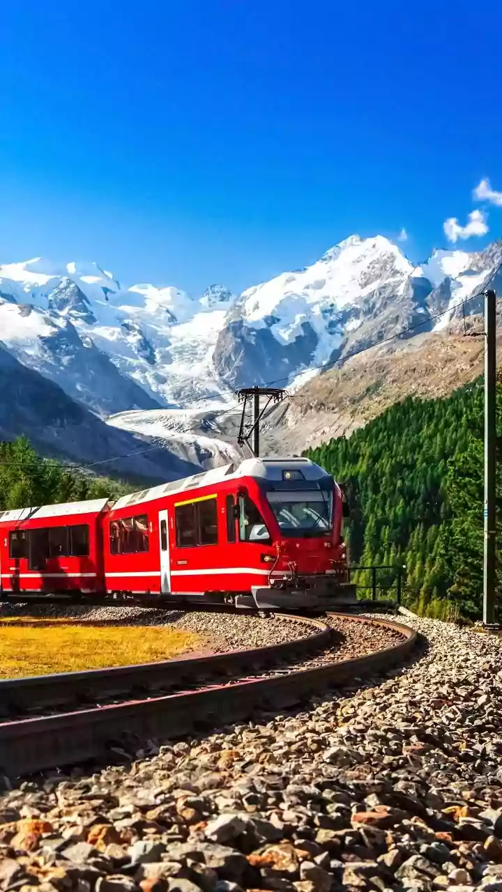 5 Enchanting Indian Mountain Train Journeys: A Scenic Ride!