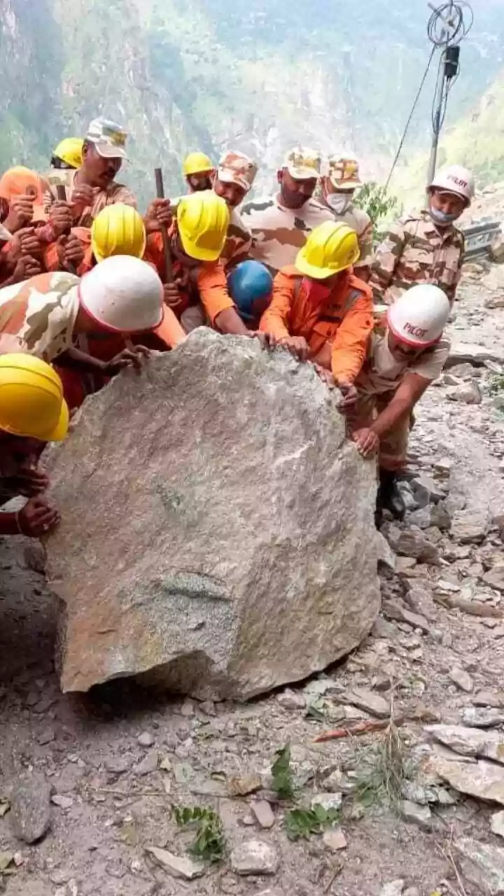 Landslides and Heavy Rain Disrupt Himachal Pradesh