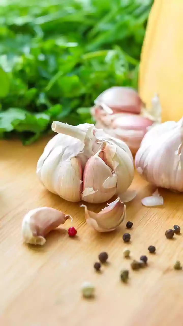 5 flavorful ways to pair garlic and coriander
