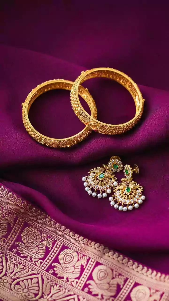Beyond Weddings: Why Indian Jewellery Is Finally Getting Practical?
