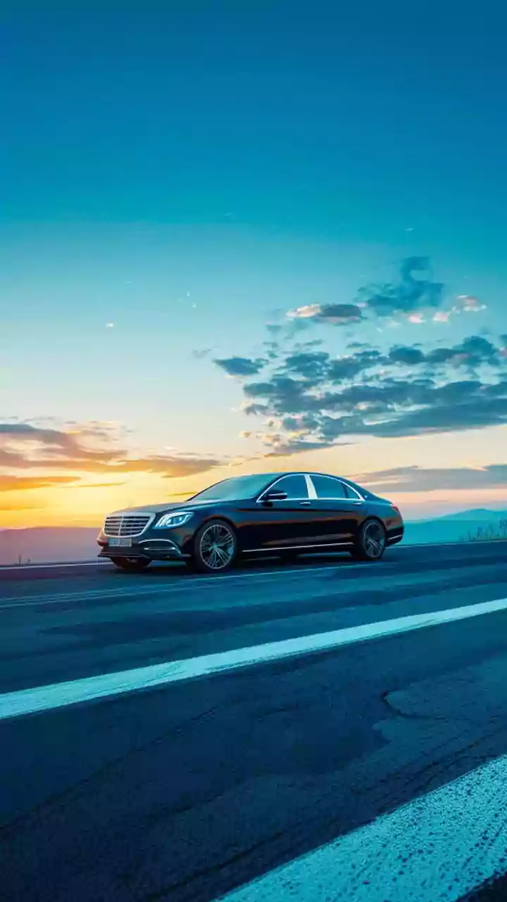 Rose-Gold Digital Dials Give the 2027 Cabin a Bespoke Maybach Touch