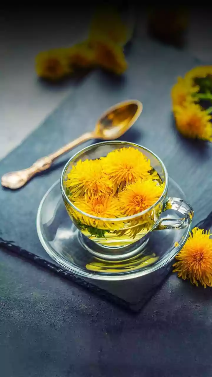 Dandelion tea: A herbal remedy for glowing skin