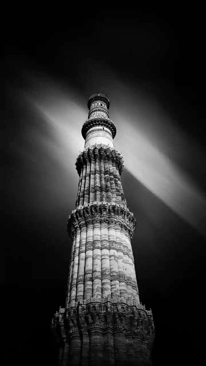 Take Surreal Long Exposure Night Pictures At Ancient Ruins This Weekend
