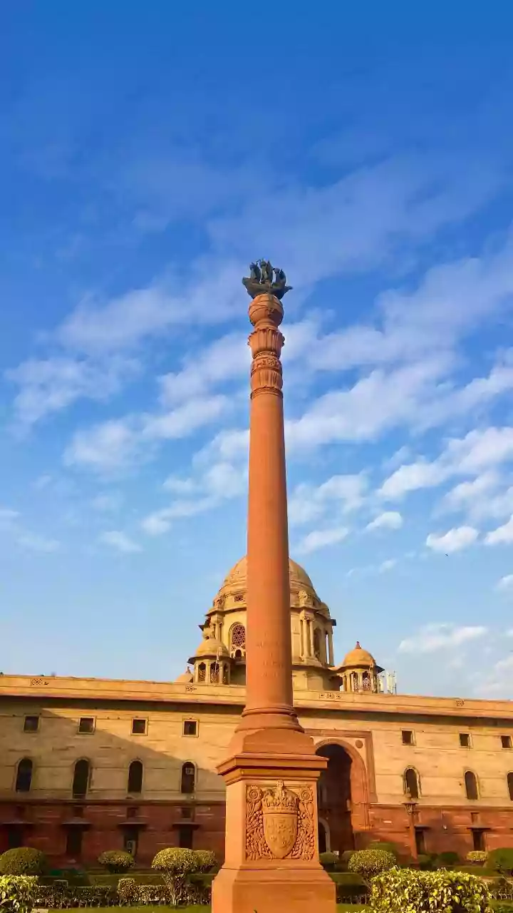 President confers Rashtriya Vigyan Puraskar on 24 scientists